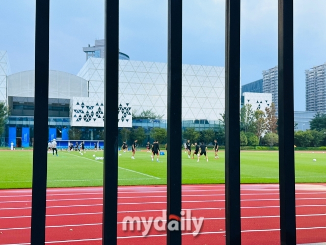 대표팀의 훈련 모습/최병진 기자