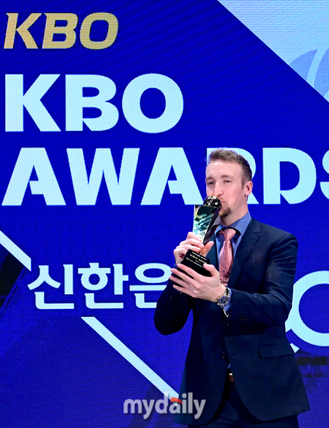 2023년 11월 27일 서울 중구 소공동 웨스틴조선호텔에서 