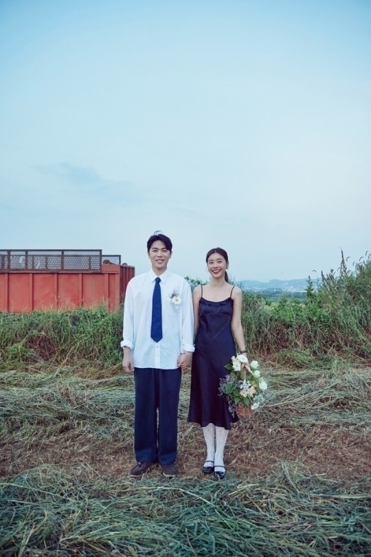 지난 19일 결혼한 걸그룹 헬로비너스, 유니티 출신 윤조와 배우 김동호/배우 김동호 SNS