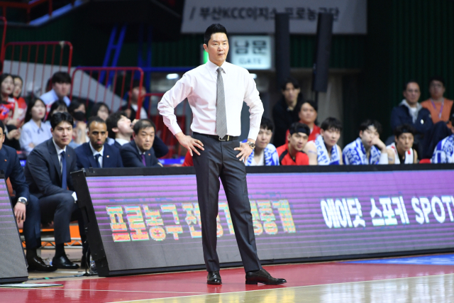 서울 SK 나이츠 전희철 감독/KBL 