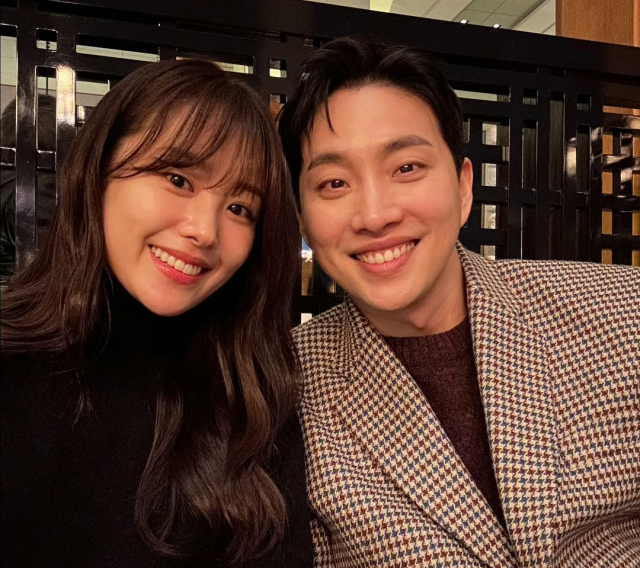 근황을 공개한 걸그룹 시크릿 출신 가수 겸 배우 송지은, 크리에이터 박위 부부./크리에이터 박위 인스타그램