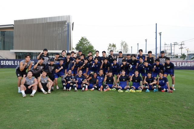 2025 시즌을 준비 중인 서울 이랜드./서울 이랜드 FC