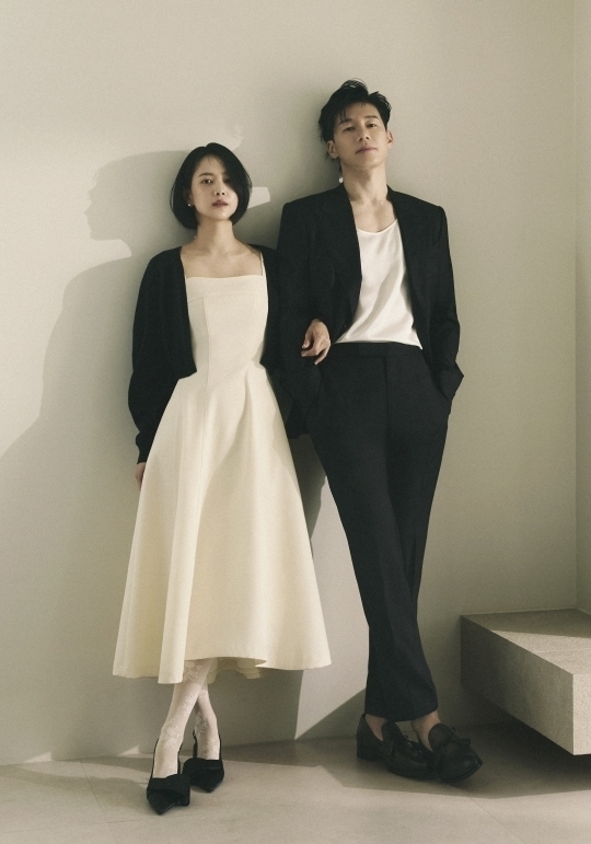 / WWD 코리아