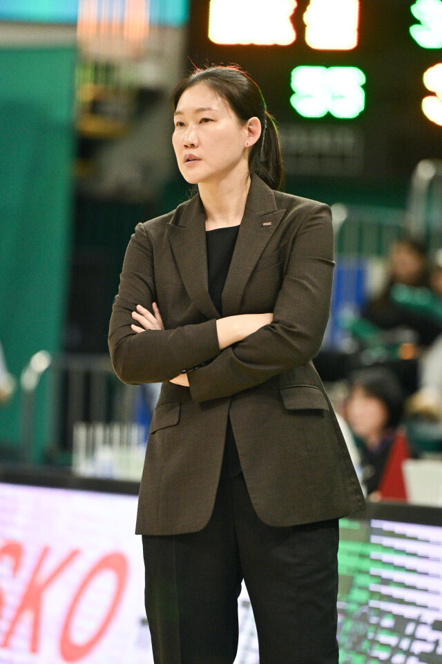 부산 BNK 썸 박정은 감독./WKBL