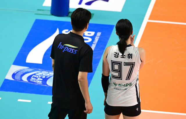 김종민 도로공사 감독과 강소휘./KOVO