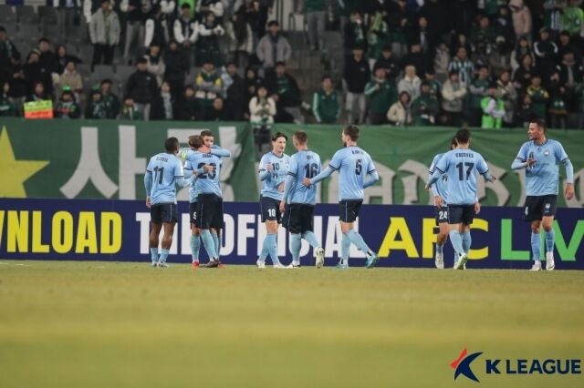 시드니FC 선수단./프로축구연맹