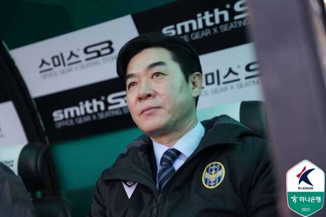 윤정환 인천 유나이티드 감독./프로축구연맹