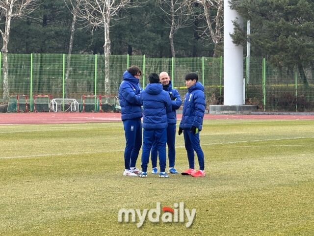 17일 고양종합운동장 보조경기장에서 열린 대한민국 축구대표팀 소집훈련./고양=노찬혁 기자