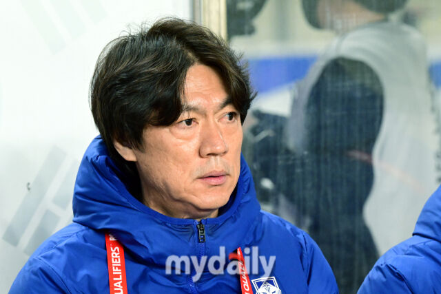 홍명보 감독이 20일 오후 경기도 고양종합운동장에서 진행된 
