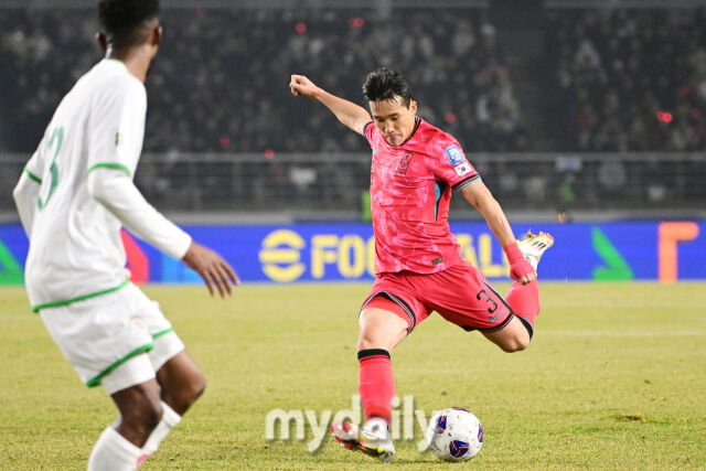 대한민국 축구대표팀 이태석이 20일 오후 경기도 고양종합운동장에서 진행된 