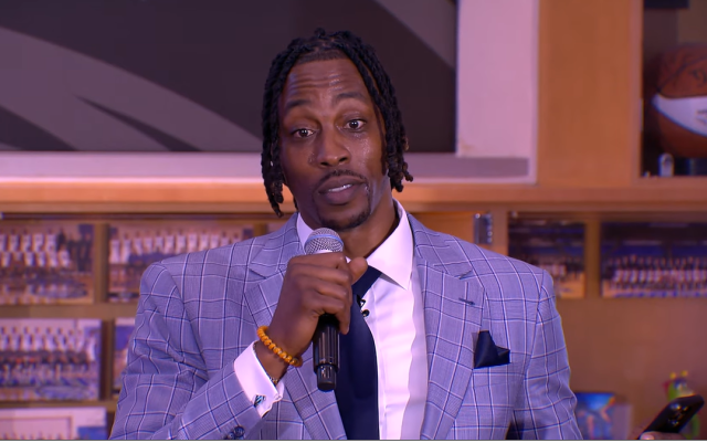 입성 소감을 발표하며 눈물을 흘리는 하워드. /NBA 제공