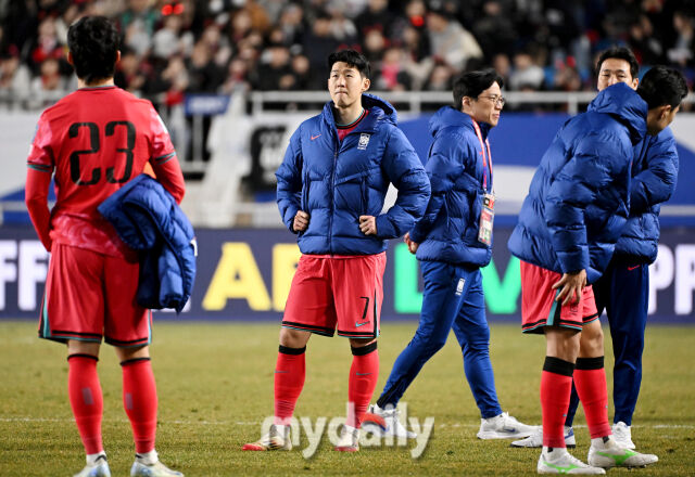 손흥민이 25일 오후 경기도 수원시 수원월드컵경기장에서 열린 