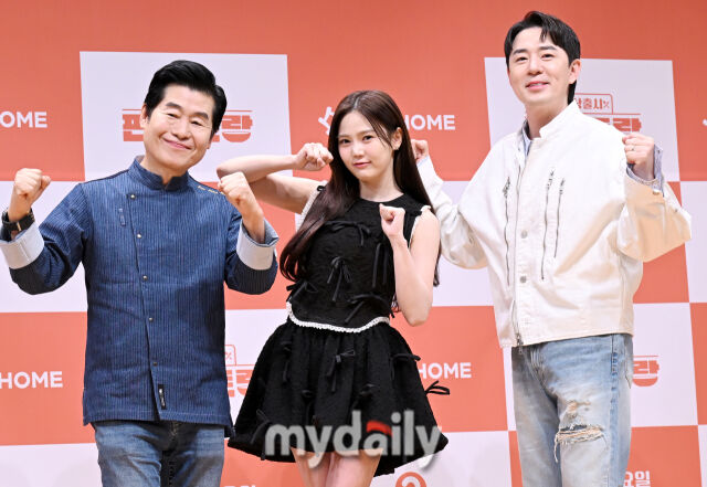 이연복셰프, 방송인 붐, 그룹 오마이걸 효정 / 송일섭 기자 andlyu@mydaily.co.kr
