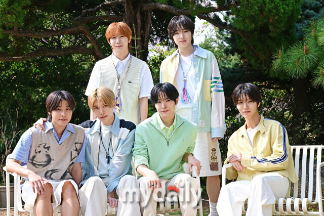 엔시티 위시(NCT WISH)가 10일 서울 이태원동 한 스튜디오에서 진행된 두 번째 미니앨범 