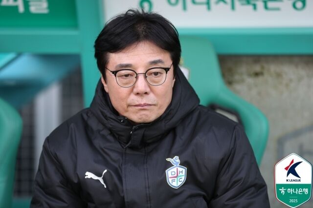 황선홍 감독/프로축구연맹 제공
