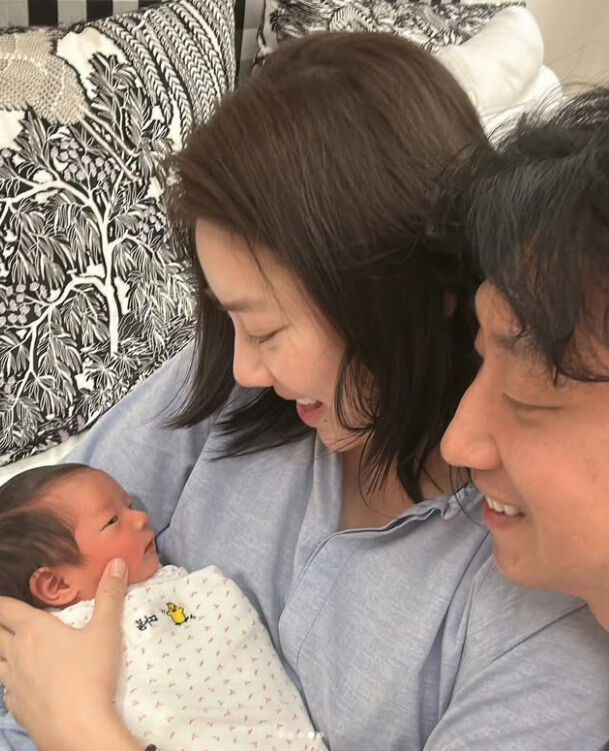 손담비, 이규혁./소셜미디어