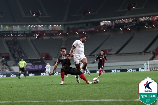 서울과 광주의 경기 모습/한국프로축구연맹
