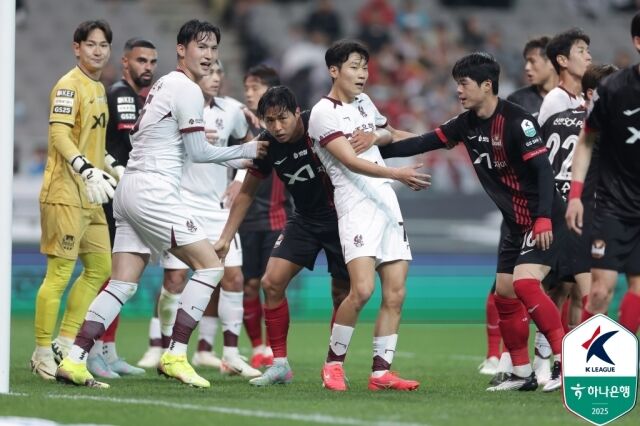 서울과 광주의 경기 모습/한국프로축구연맹