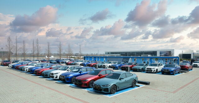 BMW코리아가 창립 30주년을 기념해 국내 자동차 업계 최초로 전기차 시승 멤버십 프로그램을 선보인다. /BMW코리아