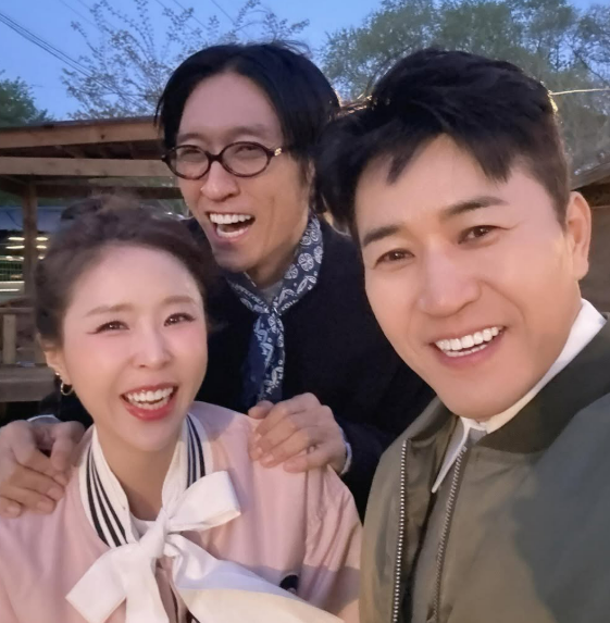 신지 소셜미디어