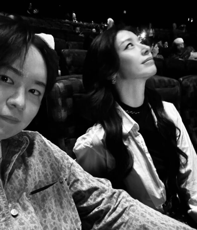 그룹 티아라 멤버 겸 배우 지연과 친오빠 박효준이 근황을 전했다. / 지연 인스타그램