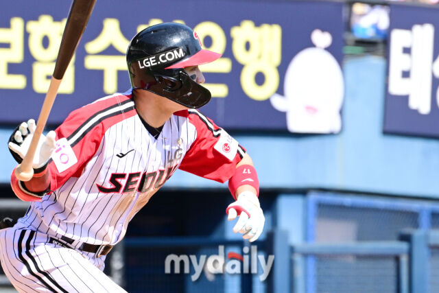 4일 오후 서울 잠실구장에 진행된 