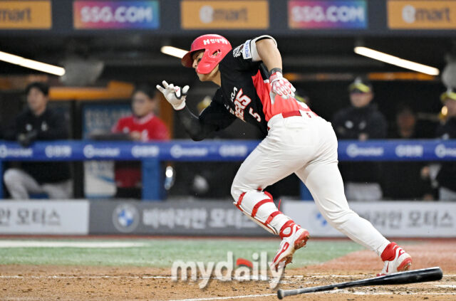 10일 오후 인천광역시 문학동 SSG랜더스필드에서 진행된 