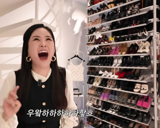 장영란이 강희재의 신발장을 보고 놀라워했다. / 유튜브 