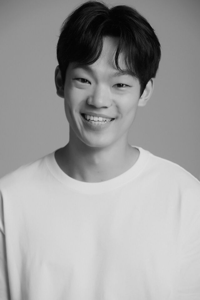 배우 이정현 프로필 / 엑터디렉터스