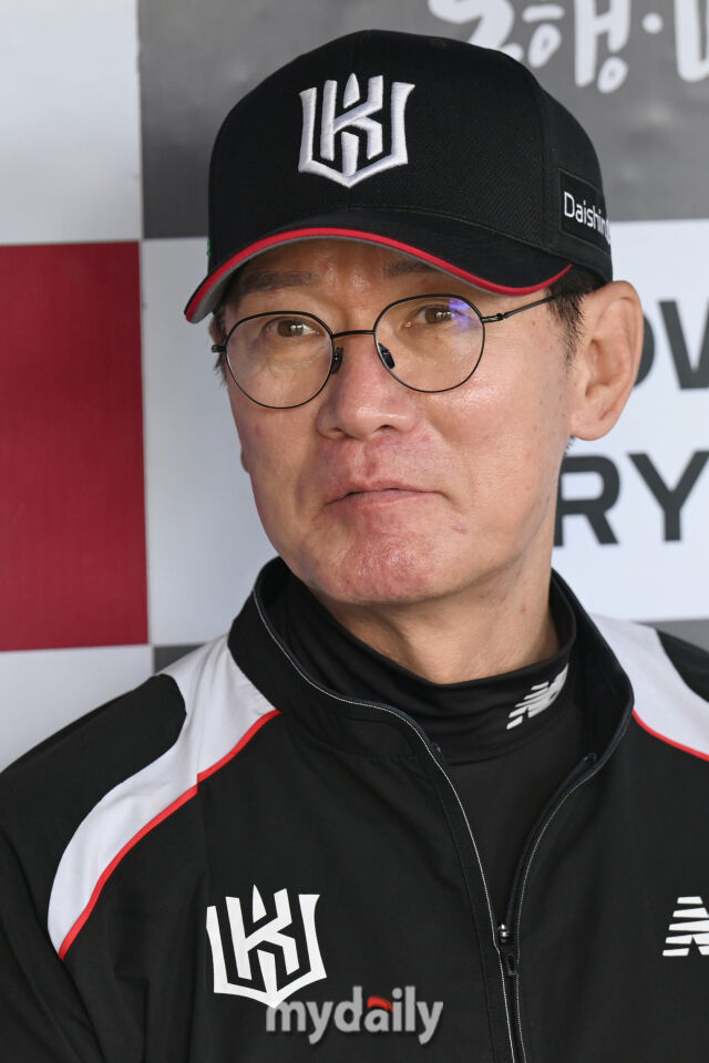 17일 서울 잠실야구장에서 열린 