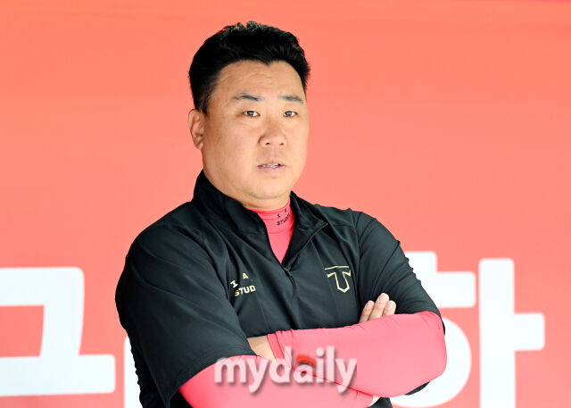 21일 오후 경기도 수원시 조원동 수원kt위즈파크에서 진행된 
