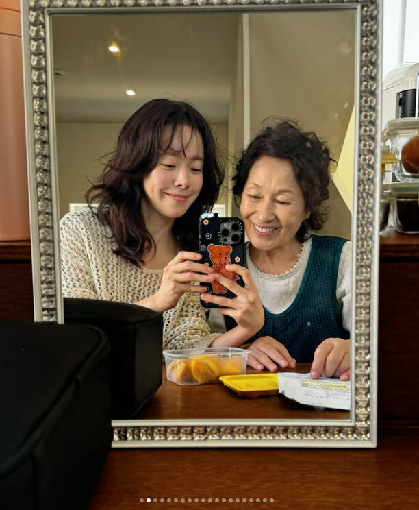 김혜자, 한지민, 손석구./소셜미디어