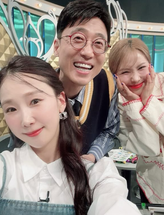 왼쪽부터 박소영-이윤석-신봉선 / 신봉선 소셜미디어