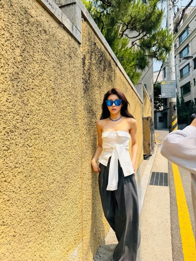 배우 하지원이 보정없이도 완벽한 몸매를 뽐냈다. / 하지원 인스타그램 캡처
