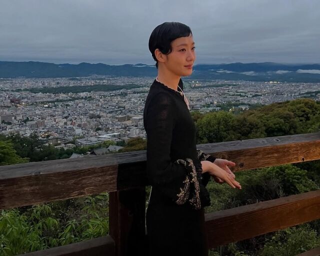 배우 김고은이 고혹적인 미모로 시선을 사로잡았다. / 김고은 인스타그램 캡처